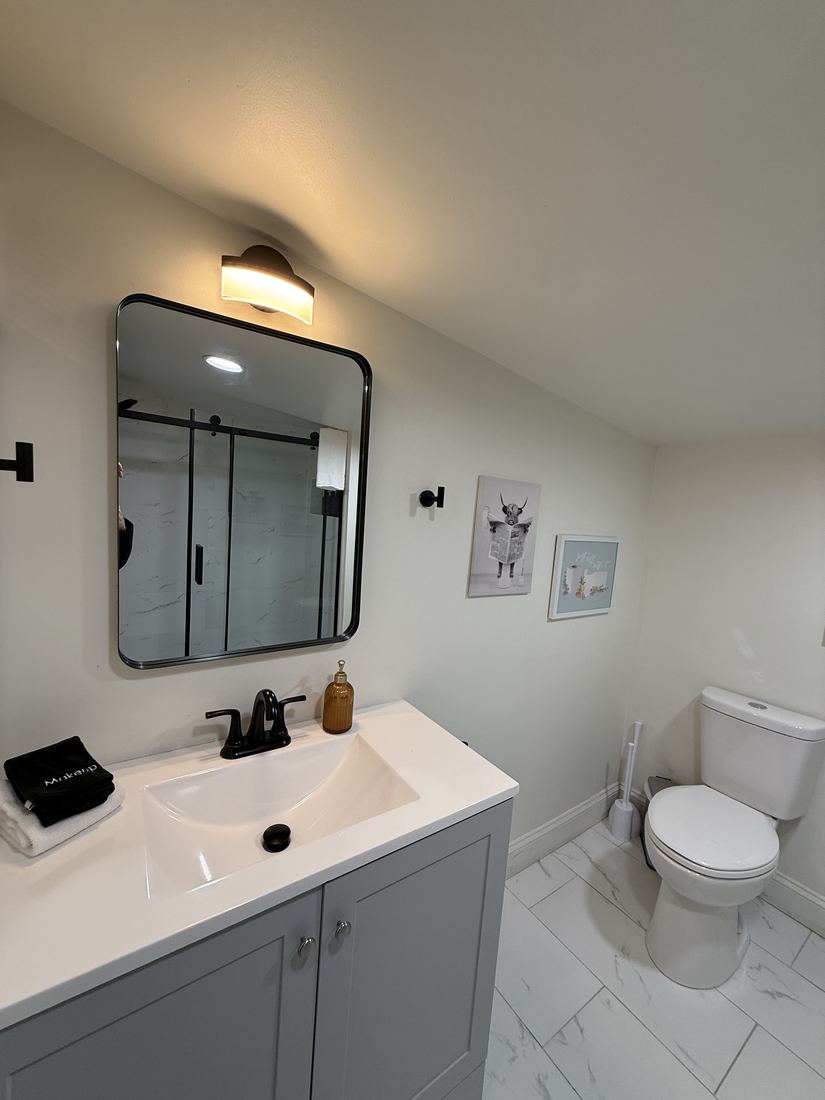Primary Bathroom photo 1